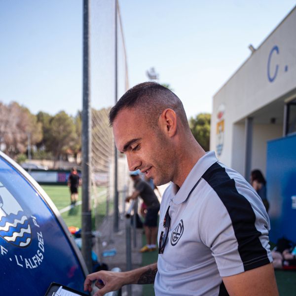Alejandro López